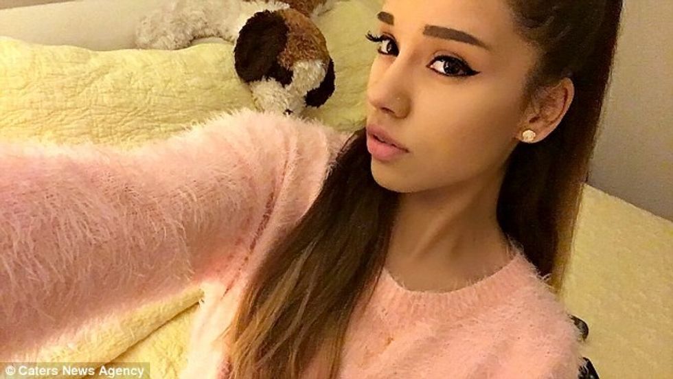 ariana8