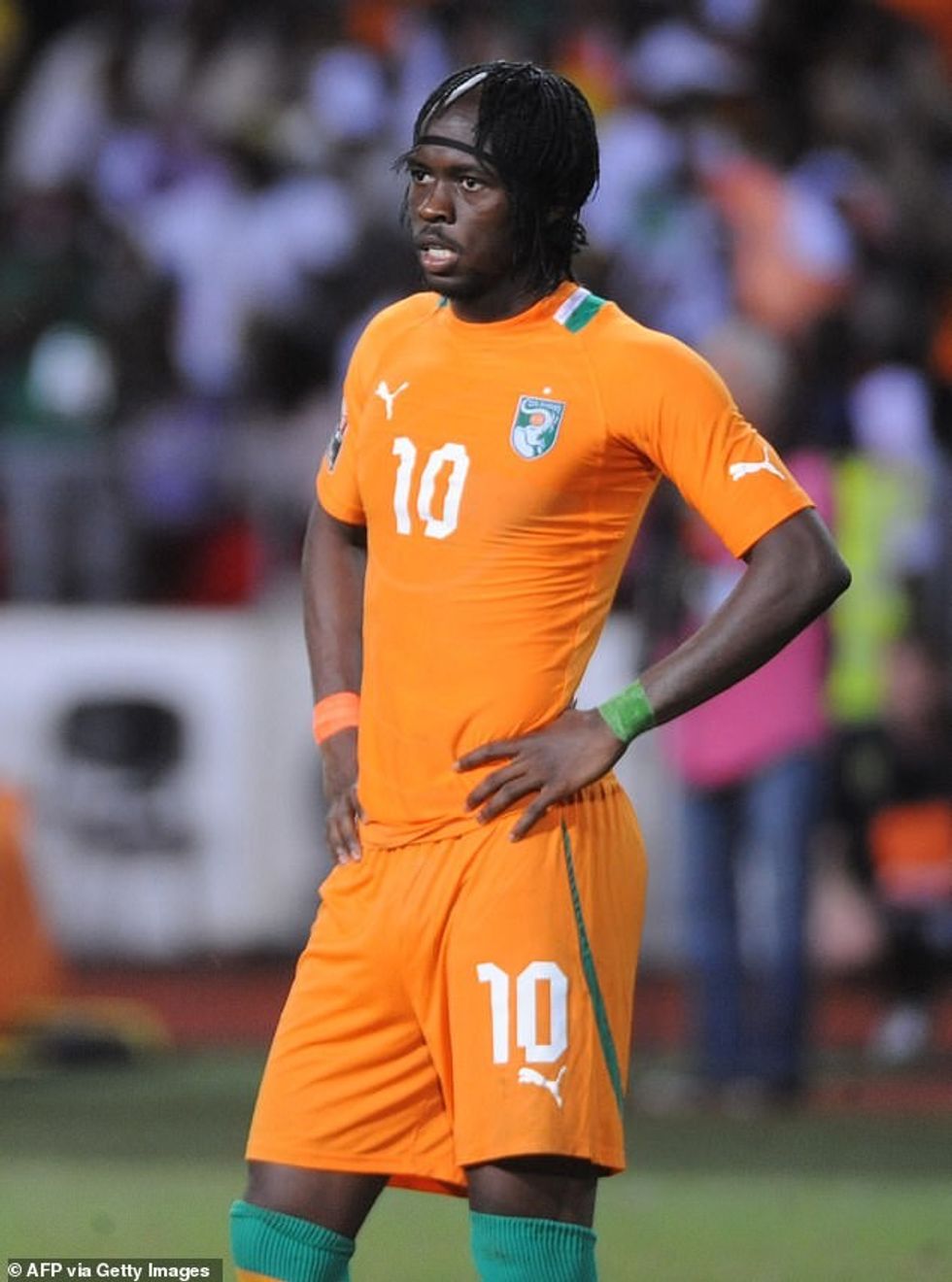 Aris po i afrohet nënshkrimit të fituesit të Kupës së Kombeve të Afrikës 2015 dhe sulmuesit të Bregut të Fildishtë