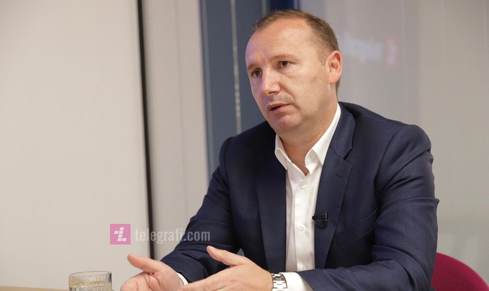 Armend Zemaj interviste foto Ridvan Slivova 5 e1676054018869