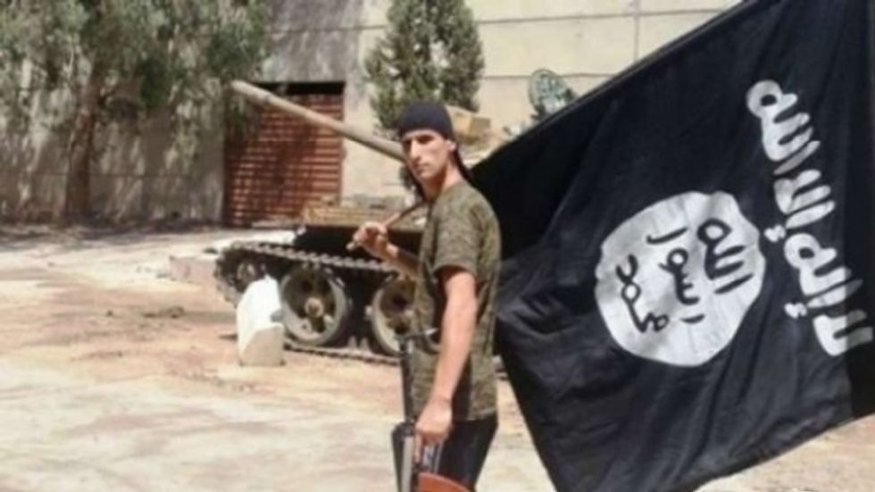 arrestohet fitim lladrovci i dyshuar p euml r terroriz euml m 2 hd