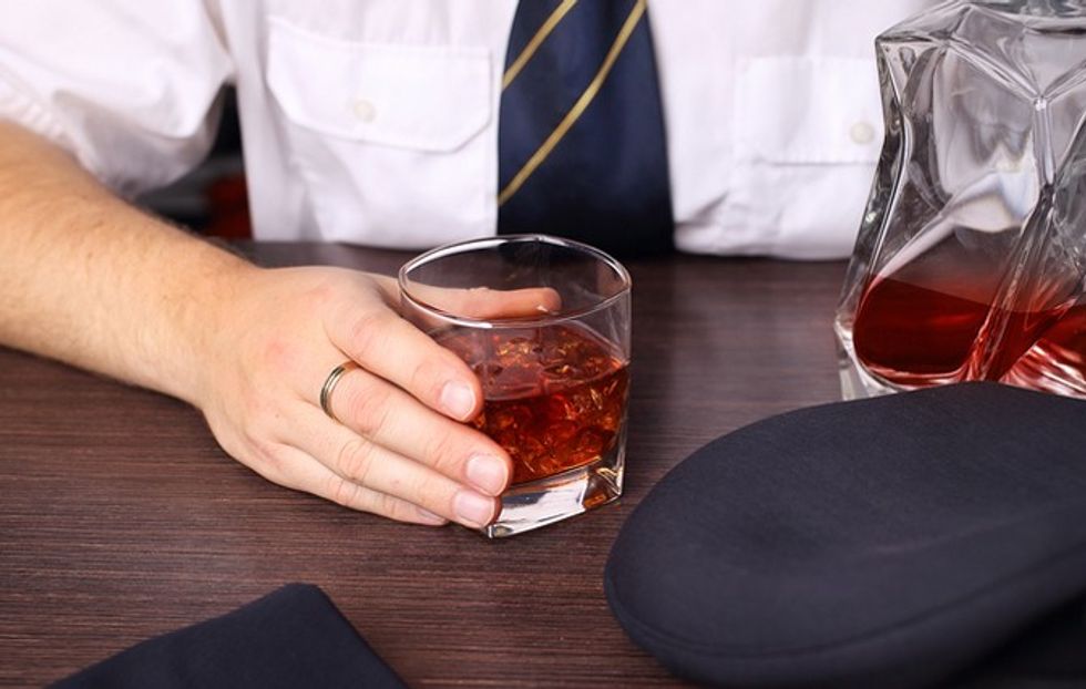 Arsyet më të pazakonta pse është dashur të anulohen fluturimet e aeroplaneve foto 5