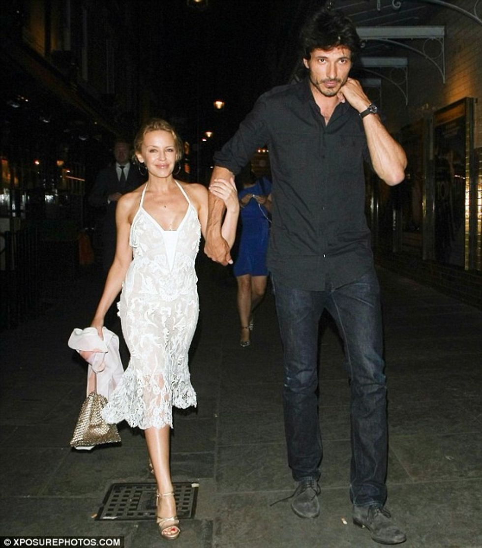 article 0 18B533D600000578 973