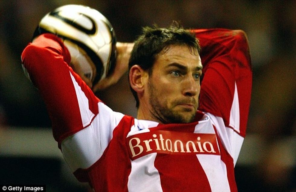 article 2402236 02AB7D67000005DC 9