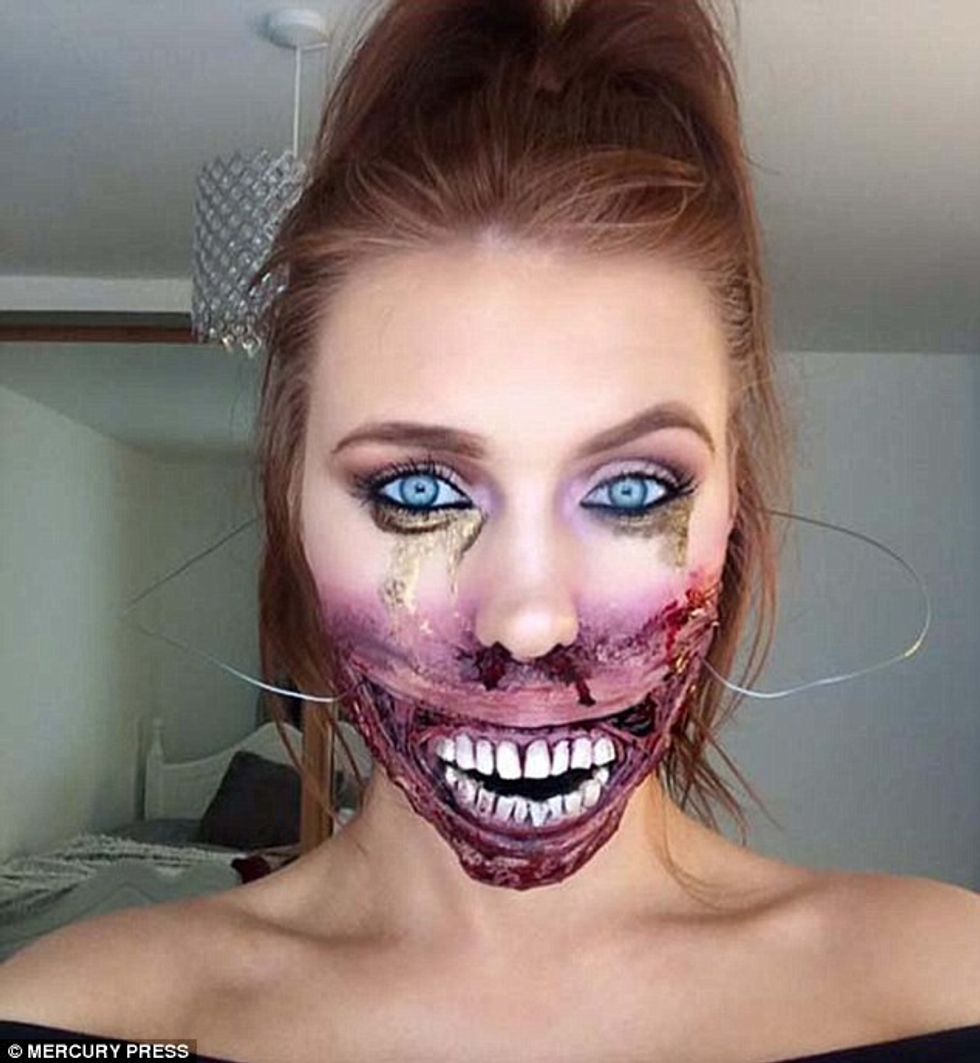 Artistja e grimit transformon fytyrën në pamje të frikshme foto 2