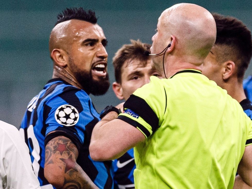 arturo vidal arbitro champions league expulsion real madrid inter 1902800913