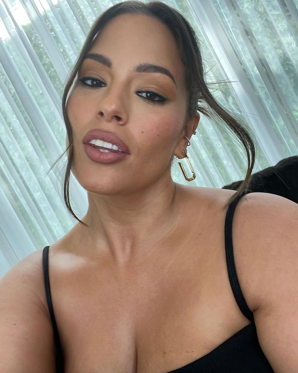 ashleygraham 172171917 3646147578841414 3759446807810297317 n