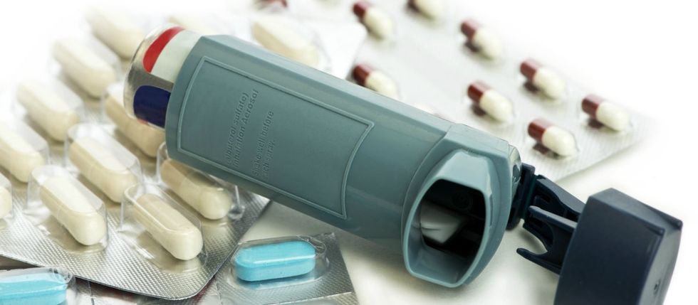 asthma puffer and tablets hero resized