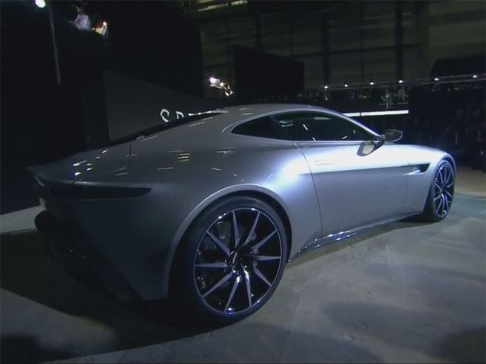 Aston foto 4