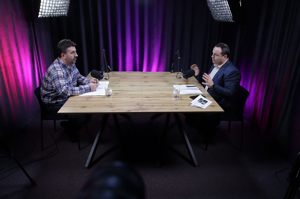 Atdhe Hetemi nga IKKL n\u00eb "P\u00ebrballje Podcast"me Muhamet Hajrullahu, kryredaktor i Telegrafi.com