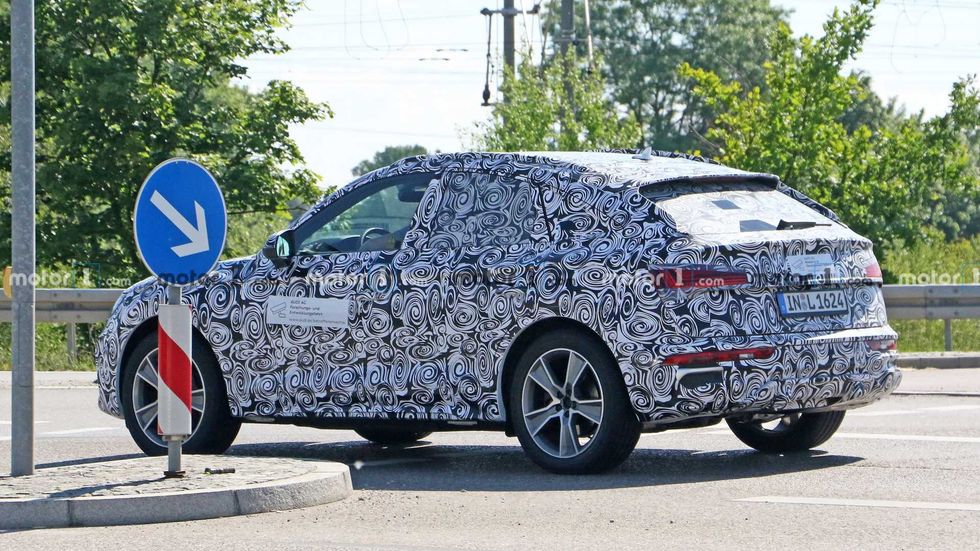 audi q5 sportback spy photos 1