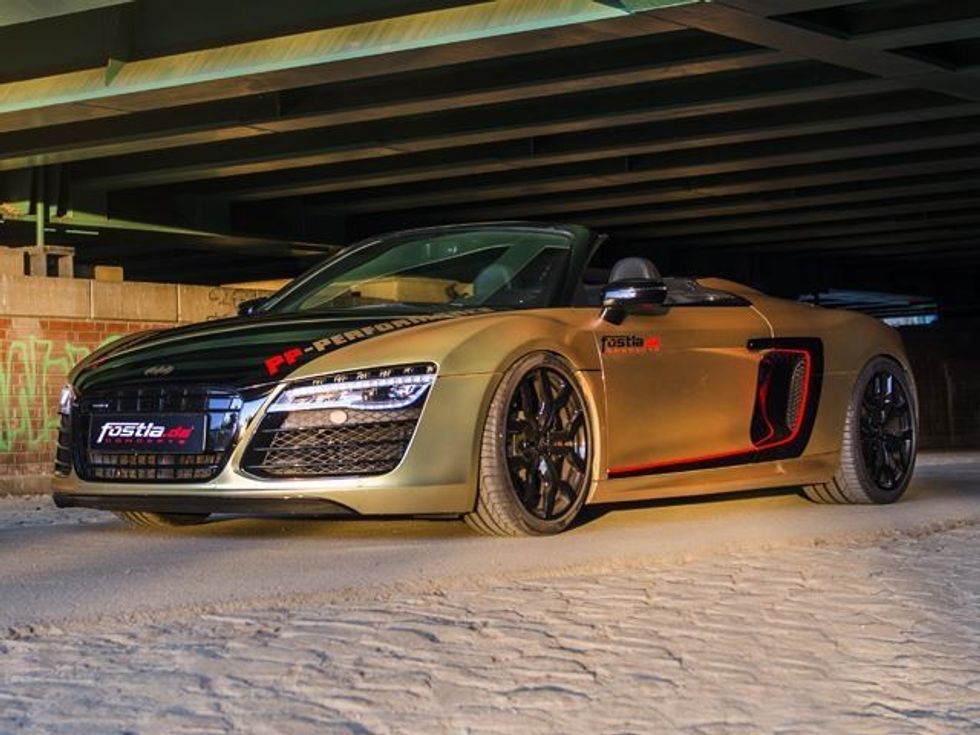 Audi R8 me pamje të ndryshuar dhe fuqi të shtuara foto 5