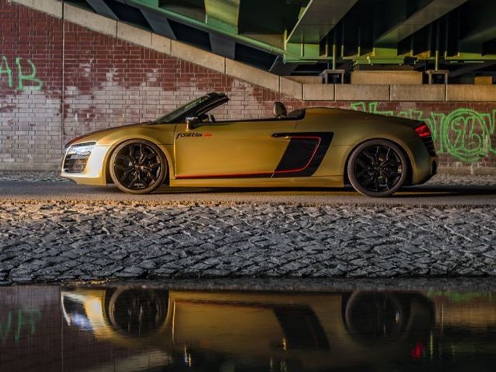 Audi R8 me pamje të ndryshuar dhe fuqi të shtuara foto 7