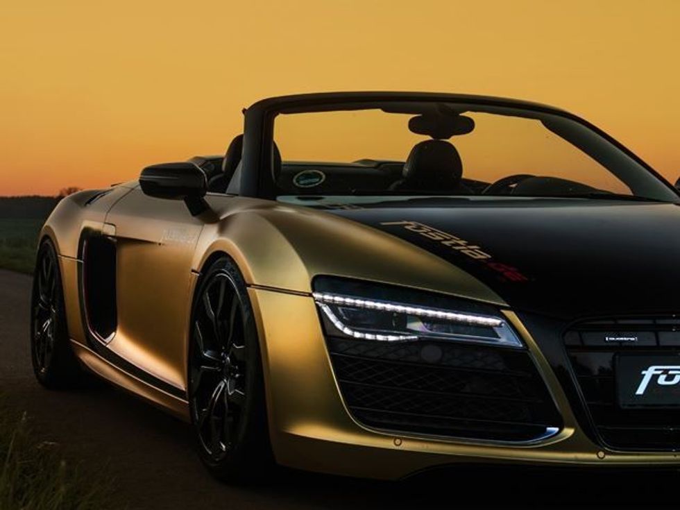 Audi R8 me pamje të ndryshuar dhe fuqi të shtuara foto 8