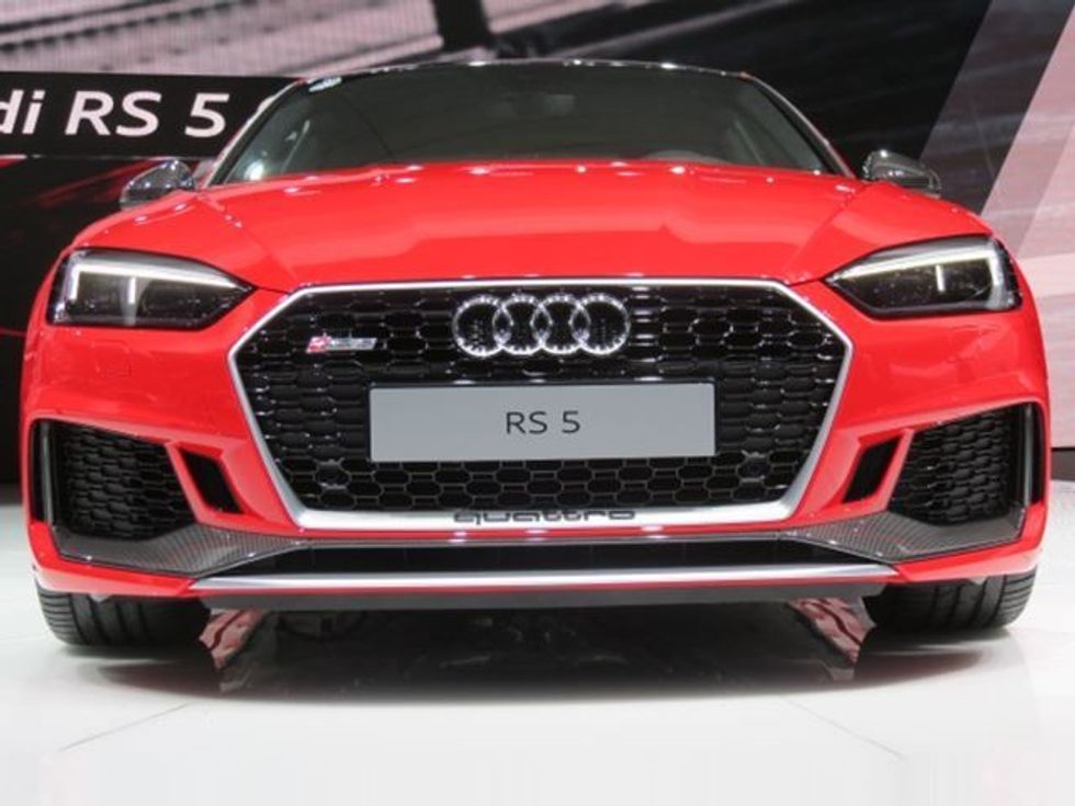 Audi sjellë kupenë me 450 kuajfuqi rivalin e BMW 4M foto 4