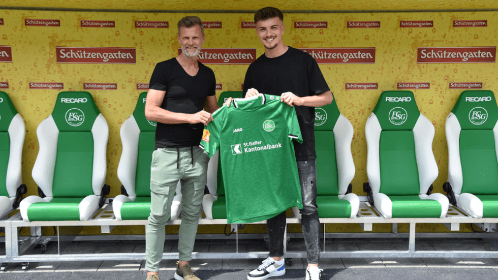 auto Betim Fazliji 61325 f