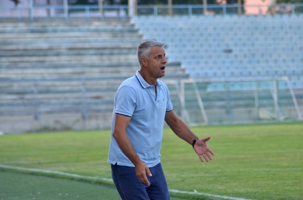 auto Bylbyl Sokoli 16 gusht 2014 Laura Hasani1416387882