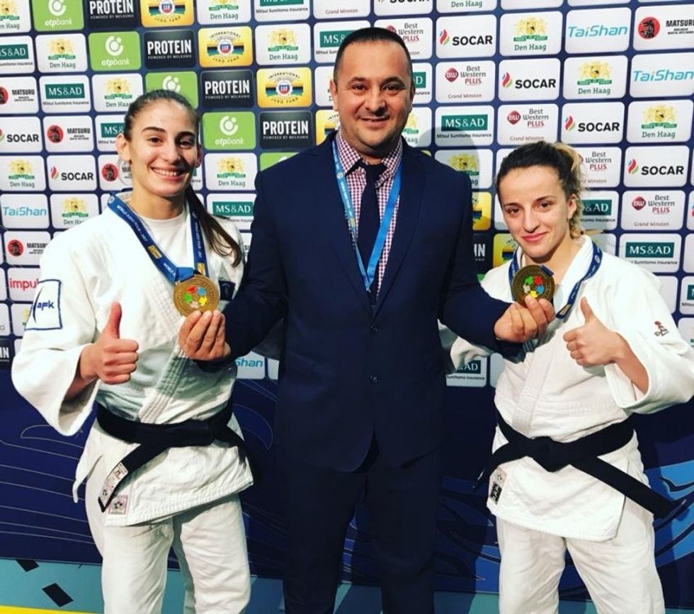 auto dy shtylla1510943559