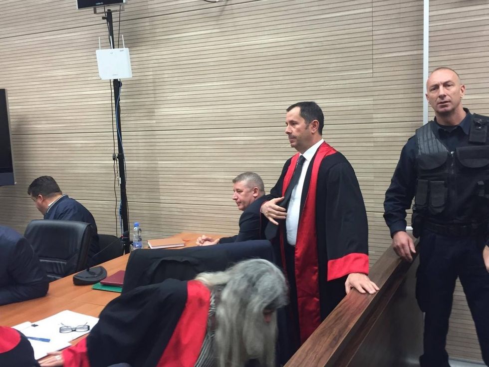 auto_grupi-drenica-41462962981