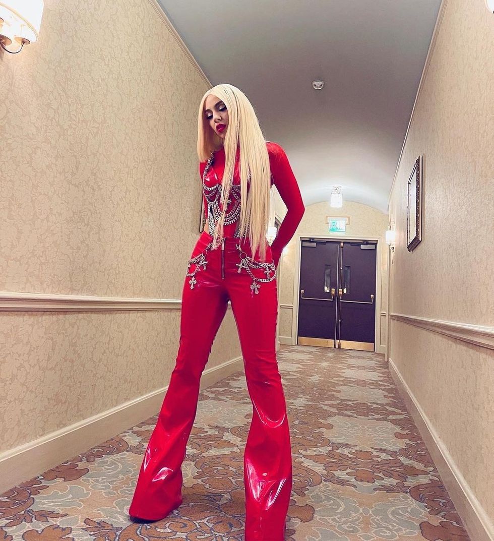 avamax 243724470 1720802111447075 7993445955258112058 n 1