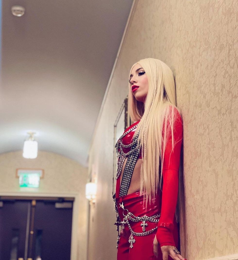 avamax 243946272 586210345866623 2341470619003271508 n