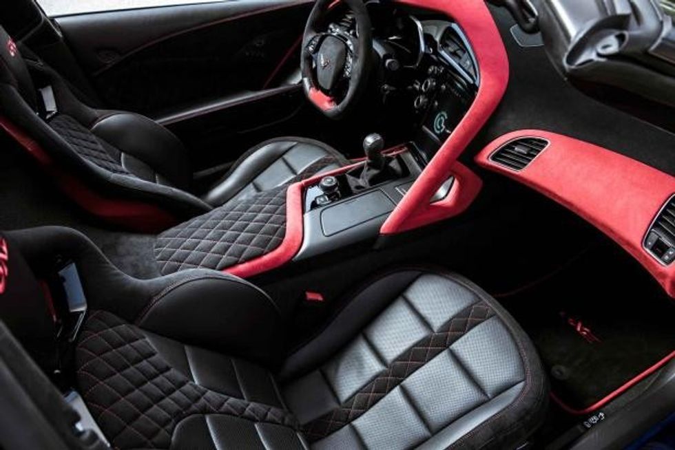 aw1hz2vzl3nsawrlci1pbnrlcmlvci0ylmpwzw