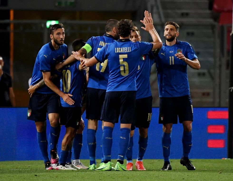 azzurri blue italy locatelli berardi