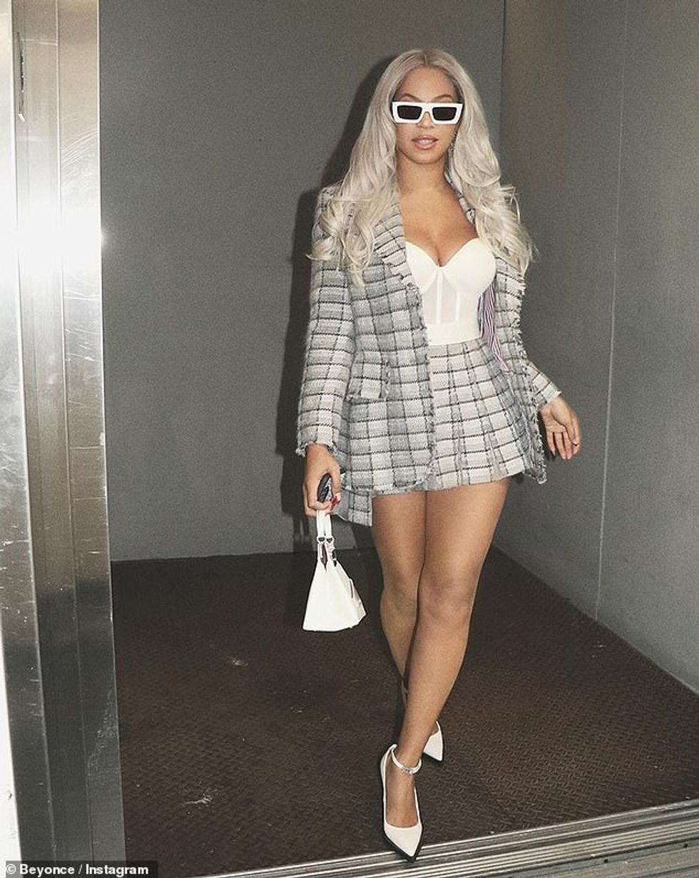 b1