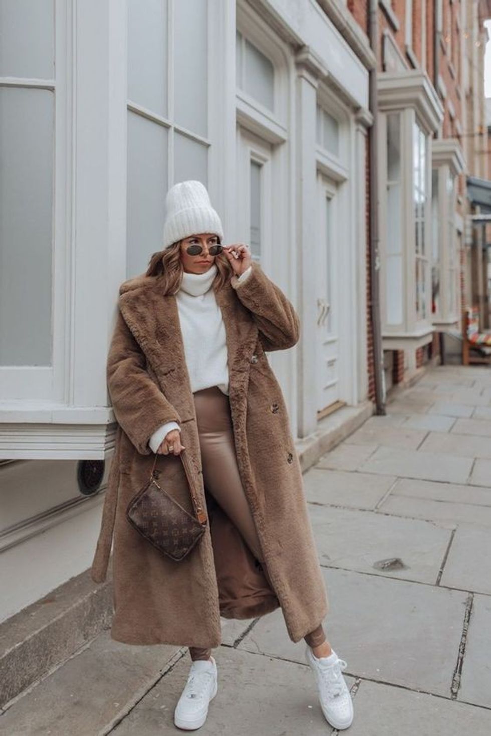 b2e53e082a440ff2b6cfa6a2b06e89856e