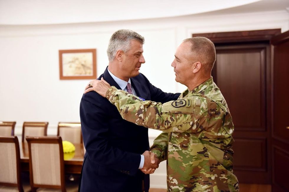 b4af4e0c-3ea4-45e9-9723-2b2667570504