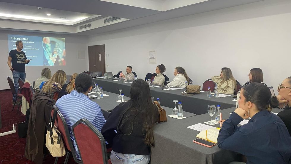 b7c4122a dc42 4f20 8a98 0bdc34ece543