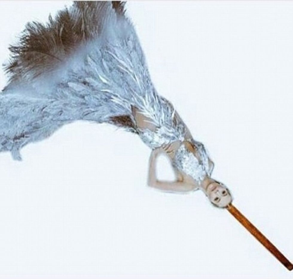 b8