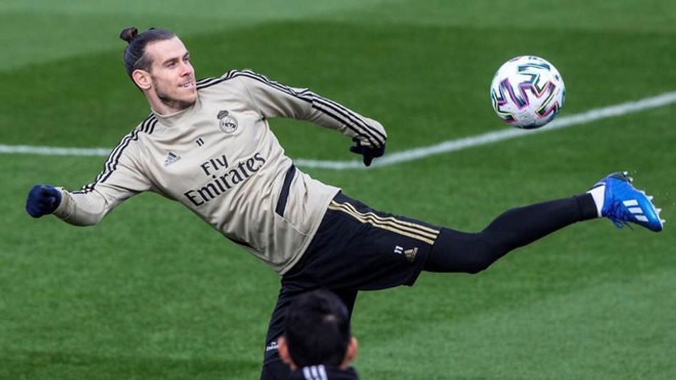 bale 3