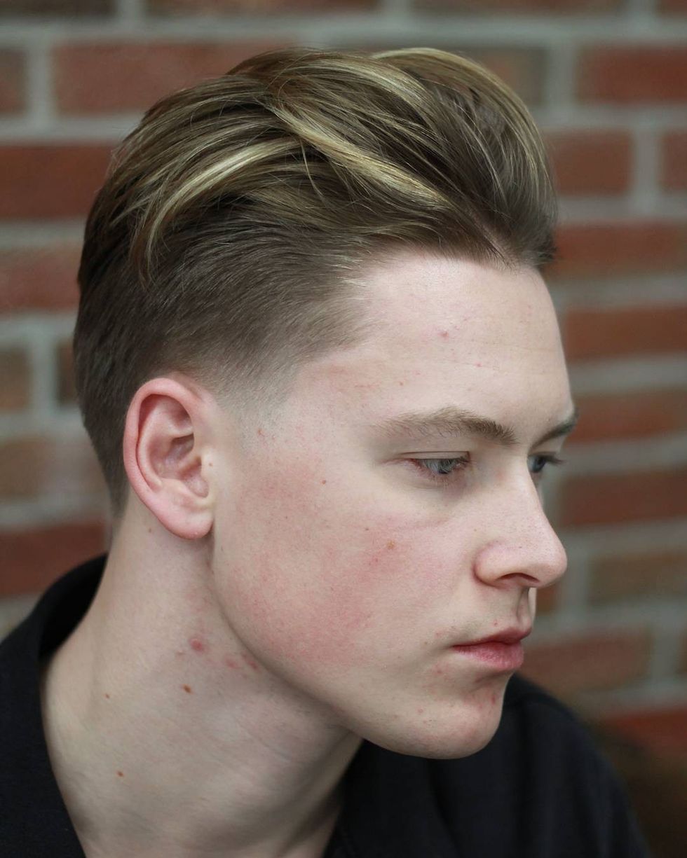 barber djirlauw scissor cut short sides long hair on top