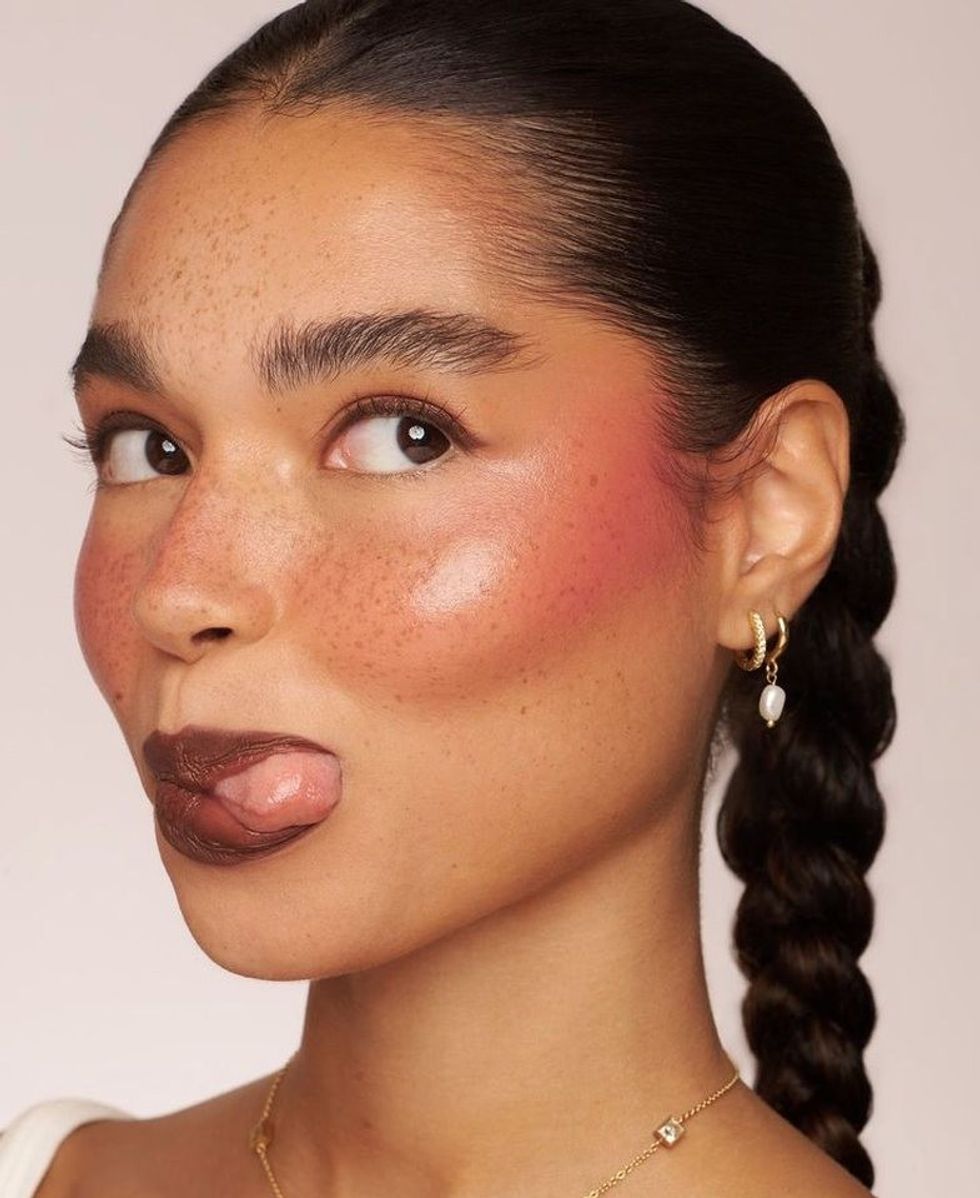 Bashkë me verën, rikthehet edhe një ndër tendencat e