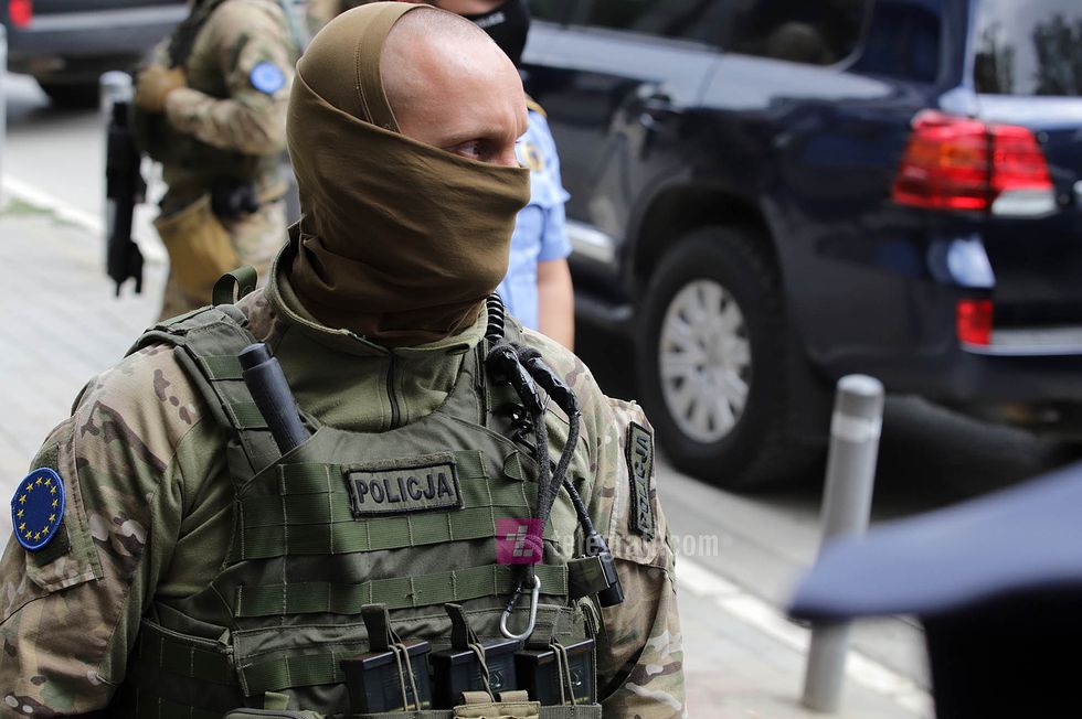 bastsje dhe arrestimie ne seline e OVL se dhe UCK se nga Policia e EULEX it foto Ridvan Slivova 30
