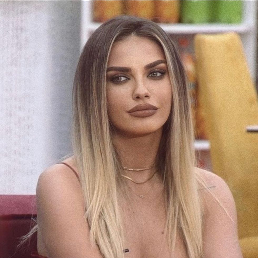 beatrixramosaj 2608388689269843615617699175862997292164675n