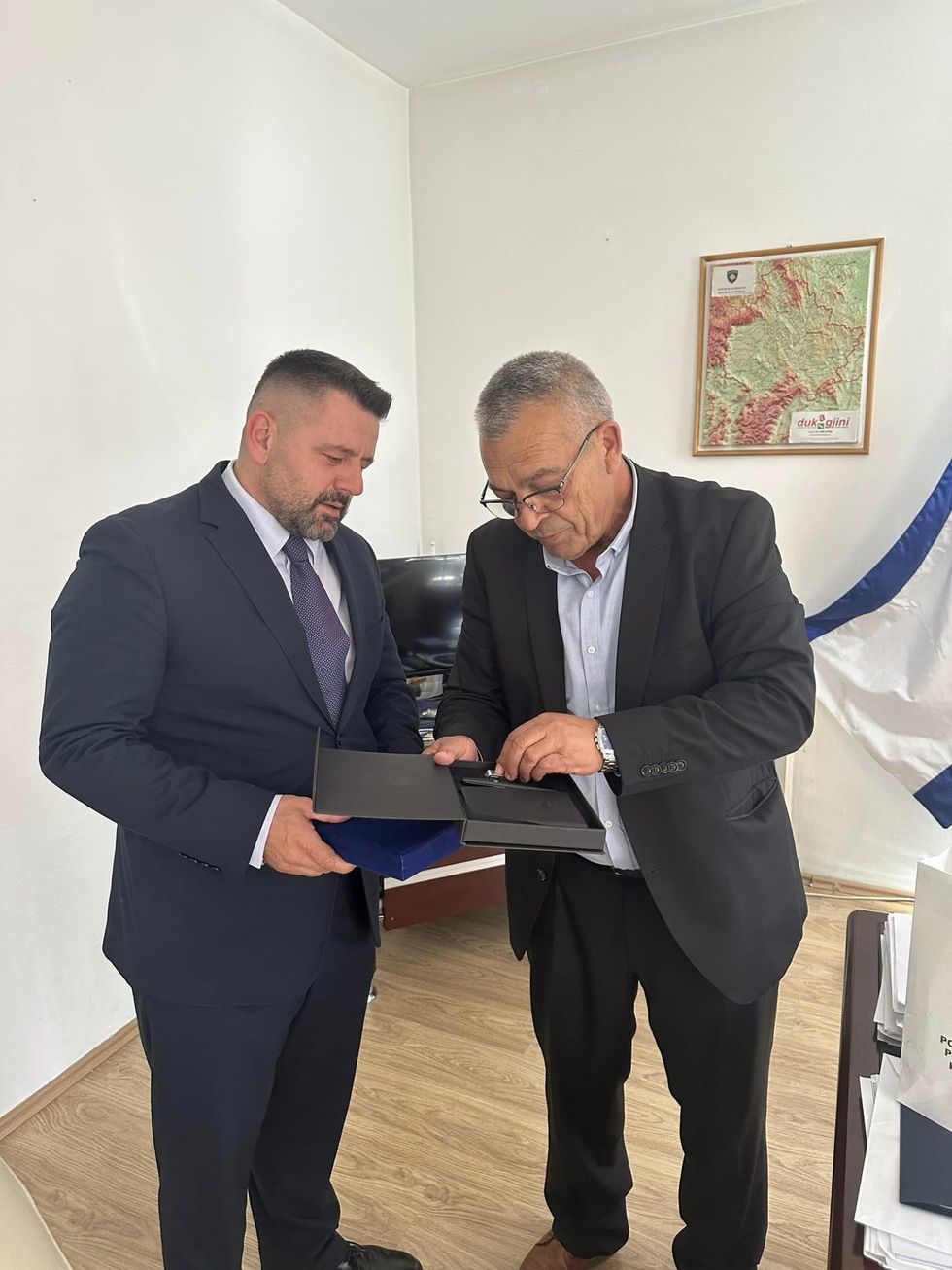 Beke Berisa dhe drejtori