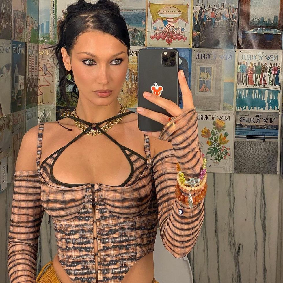 bellahadid 178508949 468125377761395 6840612212252982173 n