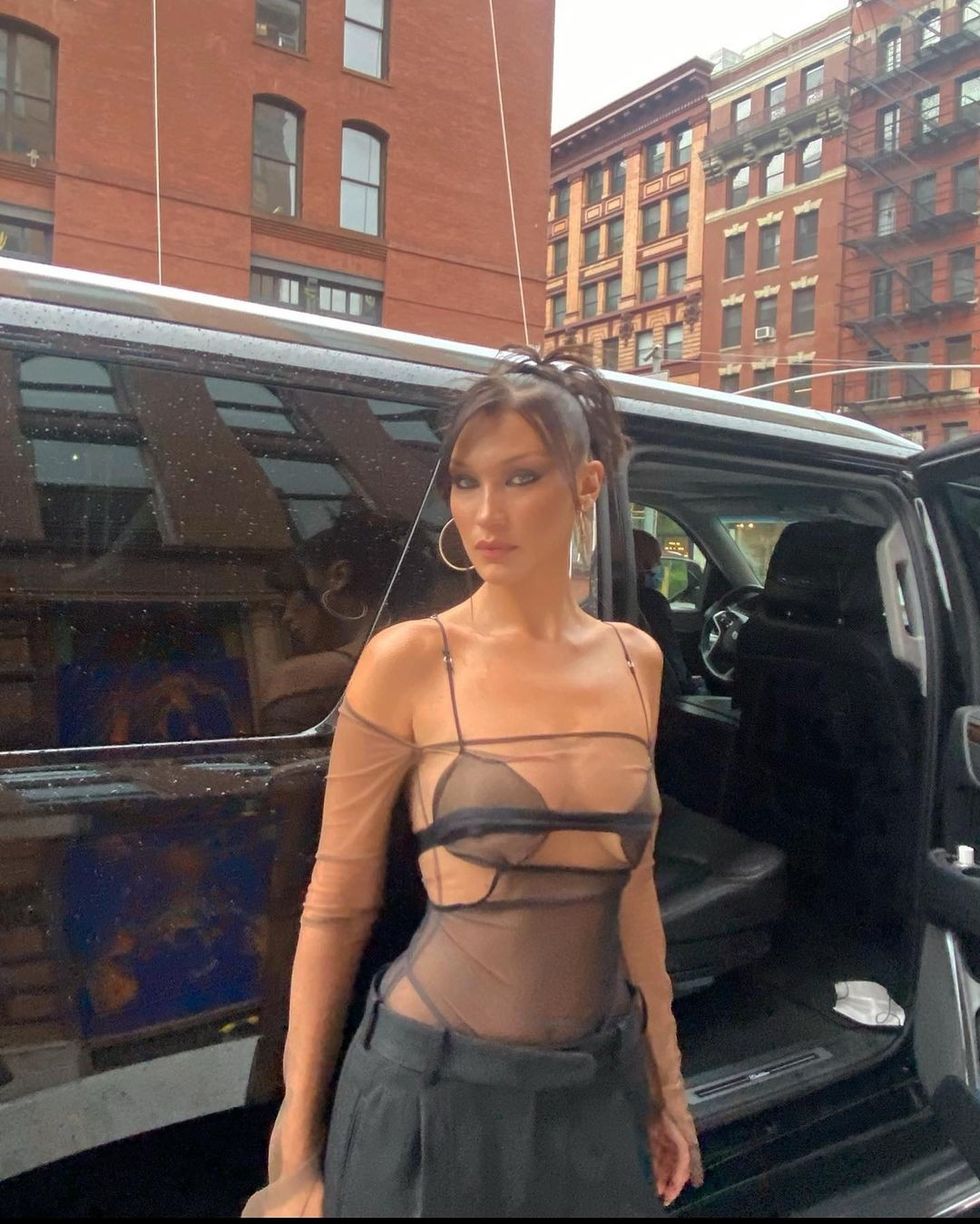 bellahadid 240728588 4253941871393147 8877741888466764856 n