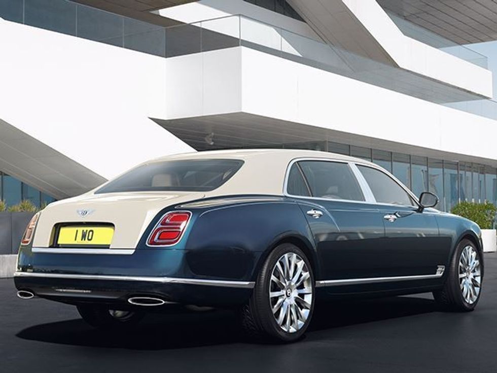 Bentley Mulsanne i lyer me ar dhe argjend foto 2