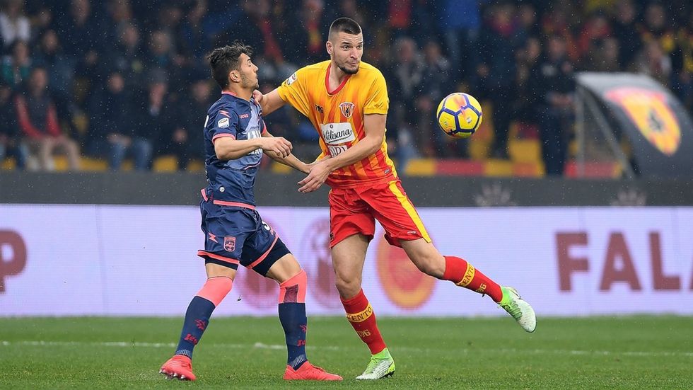 berat djimsiti andrea nalini benevento crotone serie a 2mflv4zt8h8m158u0972wxwo8