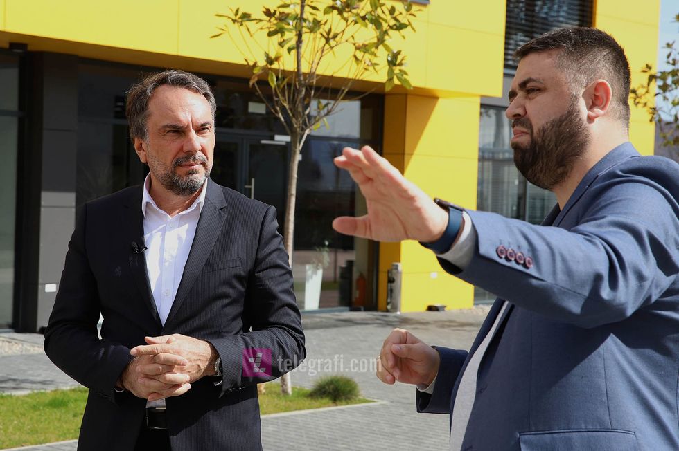 Berat Mustafa Fluidi Group foto Ridvan Slivova 217