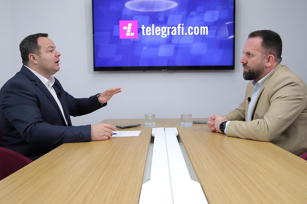 Berat Rukiqi interviste foto Ridvan Slivova 1