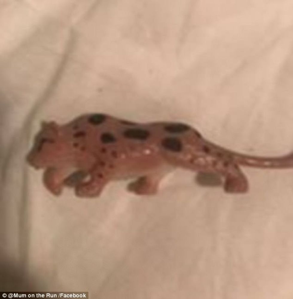 Bëri panik të panevojshme lodra mbi shtatin e femijes i eshte dukur si mi foto 2