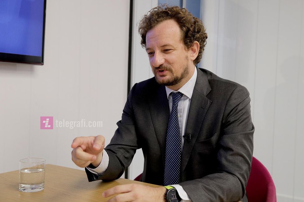 Bernard Nikaj interviste foto Ridvan Slivova 1