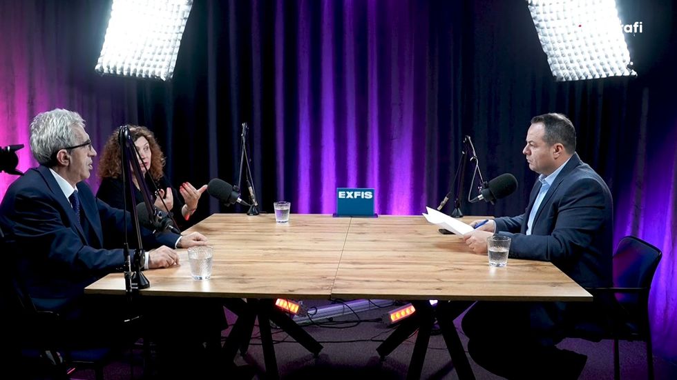 Besa Luzha e Melazim Koci n\u00eb "P\u00ebrballje Podcast" me kryredaktorin Muhamet Hajrullahu