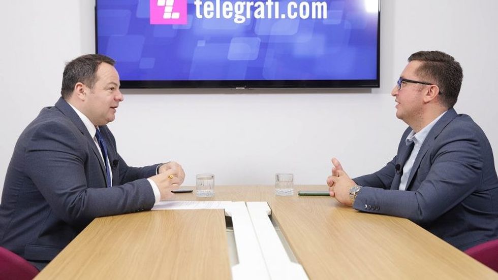 Besian Mustafa interviste foto Ridvan Slivova 13