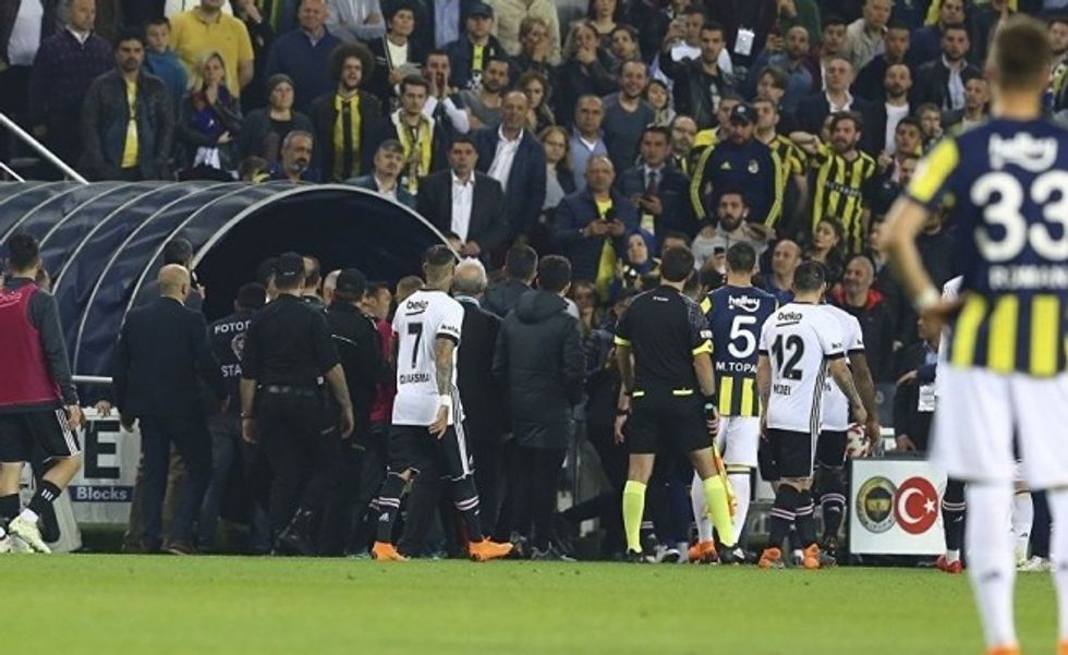 besiktas fenerbahce macinda gozaltina alinanlar serbest 15968