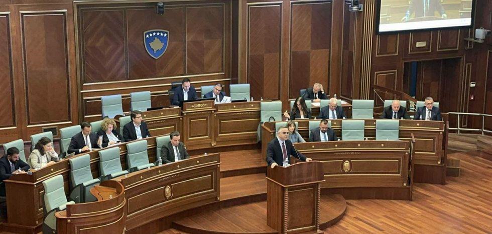 besnik tahiri 3  1 e1731323699524