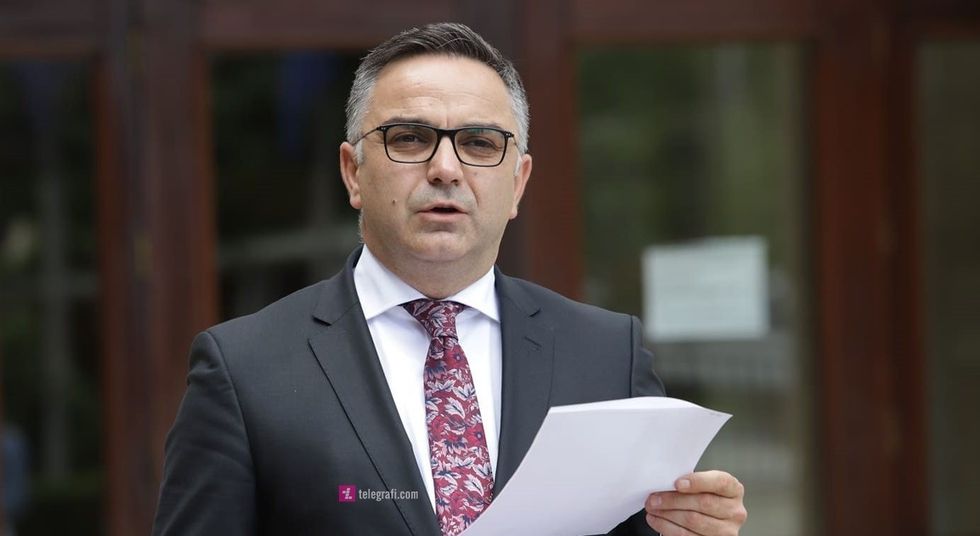 besnik tahiri e1624441949864